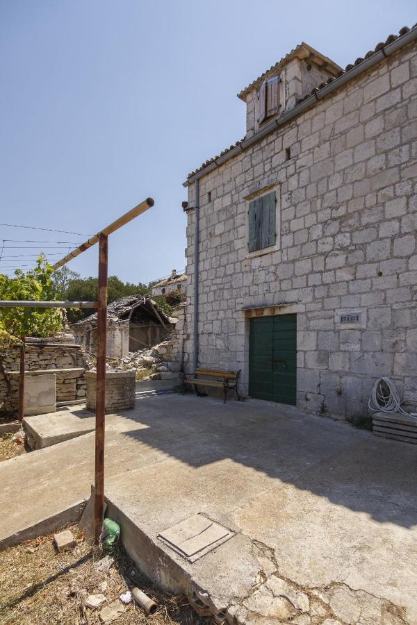 Holiday House With A Parking Space Okljucna, Vis - 14875 Komiža Esterno foto